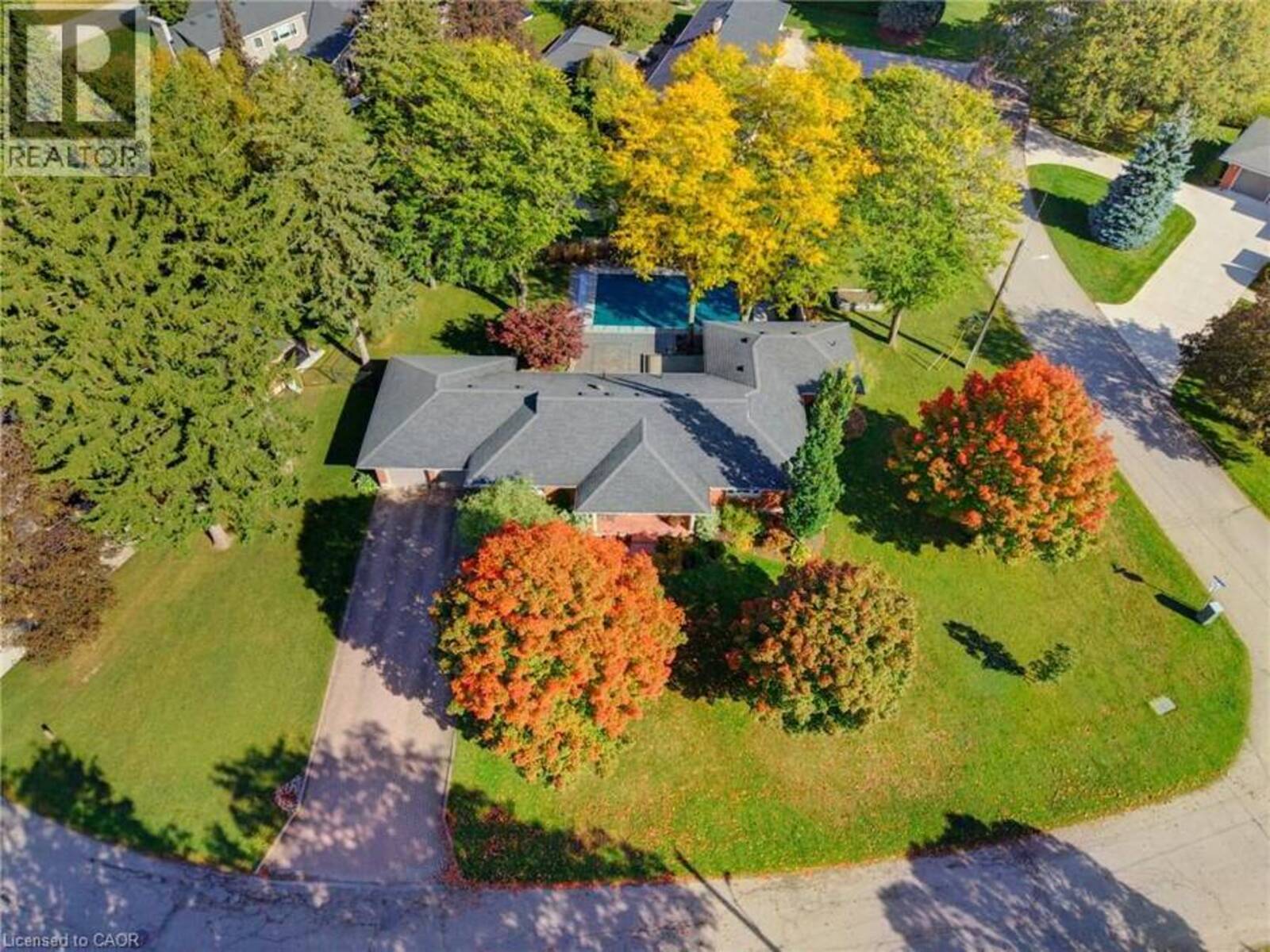 33 JACKSON Crescent, Listowel, Ontario N4W 1K2