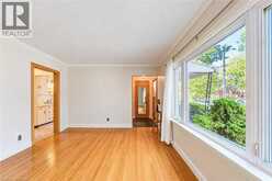 11 CRESTWOOD Avenue | Kitchener Ontario | Slide Image Eight