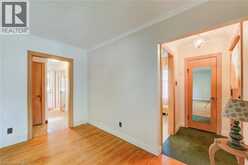 11 CRESTWOOD Avenue | Kitchener Ontario | Slide Image Nine