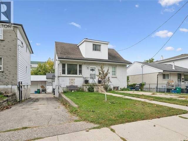 34 JAFFRAY Street Cambridge Ontario, N1R 3H9 - Multi-family Home For Sale
