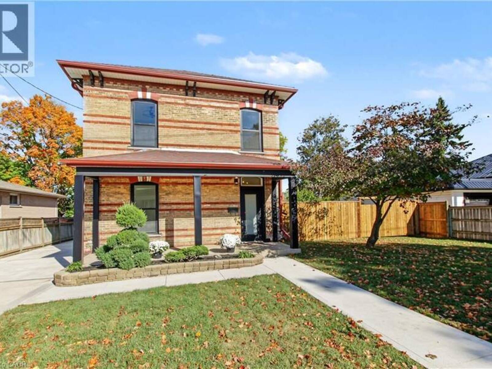 657 FRANCES Street, Woodstock, Ontario N4S 1Z9
