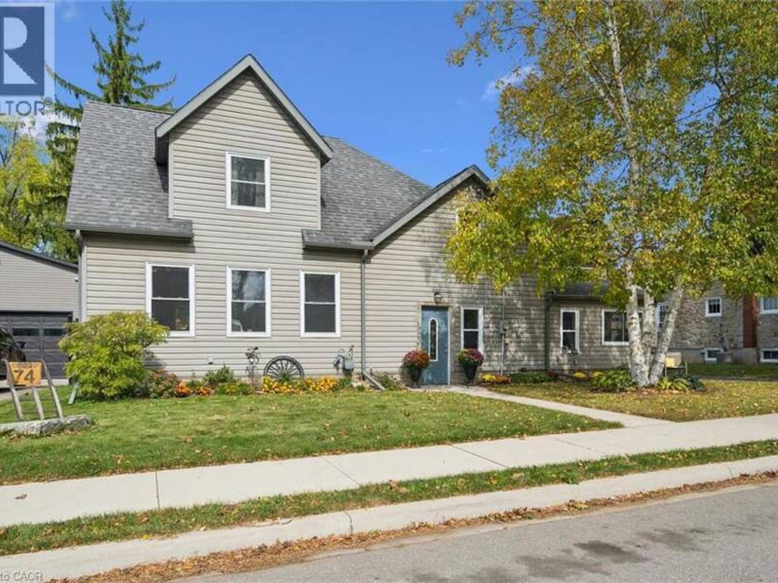 74 SELKIRK Street, Cambridge, Ontario N1S 1Z5