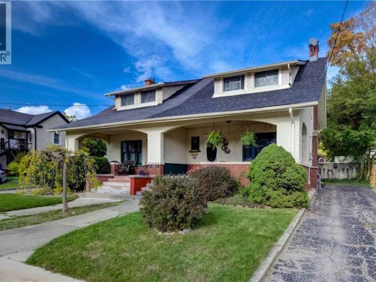37 WILLOW Street, Paris, Ontario N3L 2K7