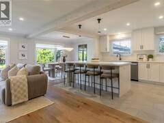 582 STRATHCONA Court Milton Ontario, L9T 3B5