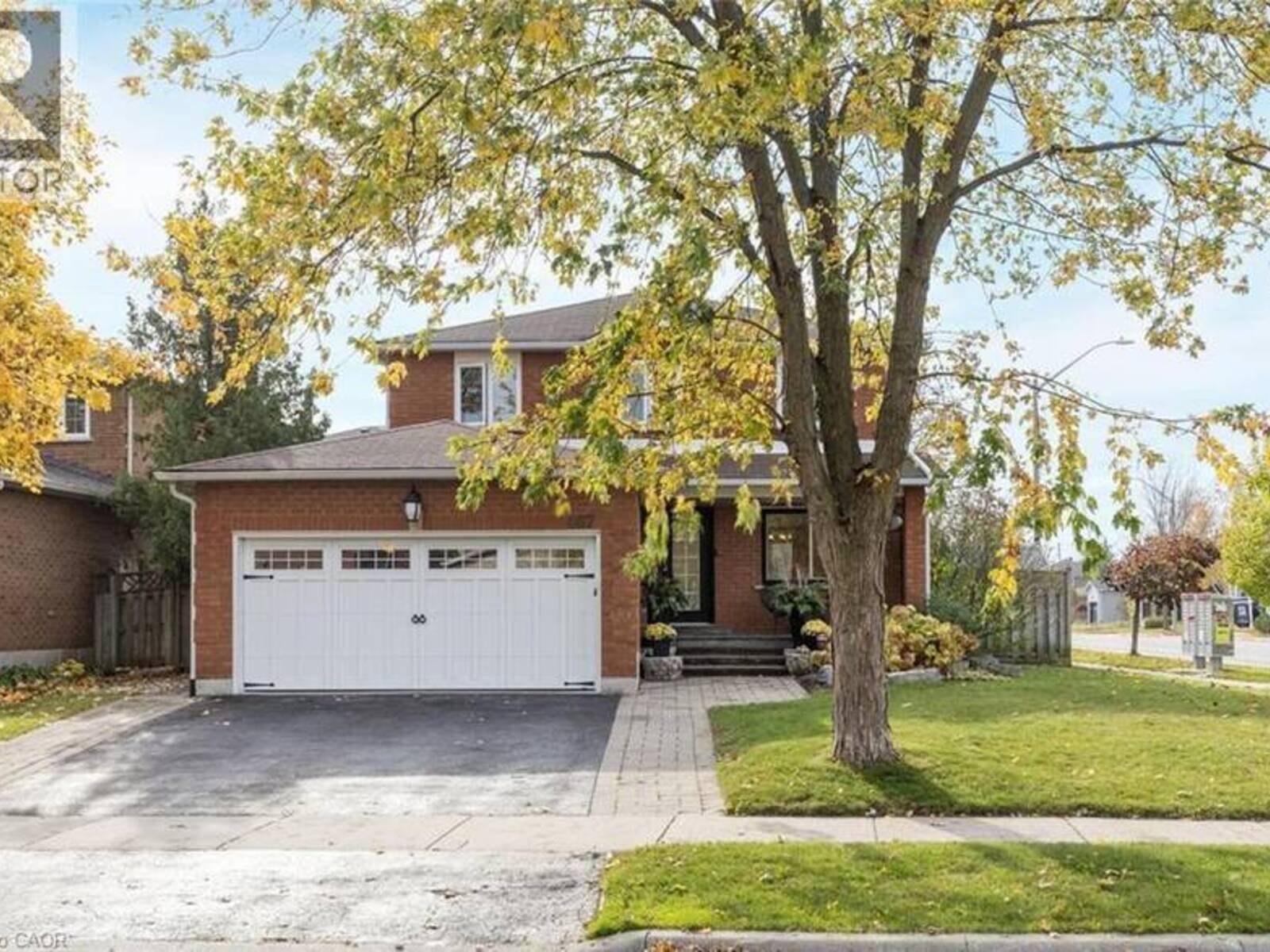 467 HEDGEROW Lane, Oakville, Ontario L6H 4V8