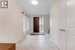 31 JACOB DETWEILLER Drive | Kitchener Ontario | Slide Image Five