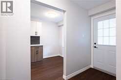 537B BARWICK Crescent | Waterloo Ontario | Slide Image Four
