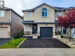 41 VENNIO Lane Hamilton Ontario, L9B 2Y6