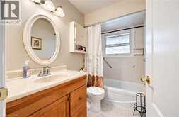 582 GRAND VALLEY Drive | Cambridge Ontario | Slide Image Nine