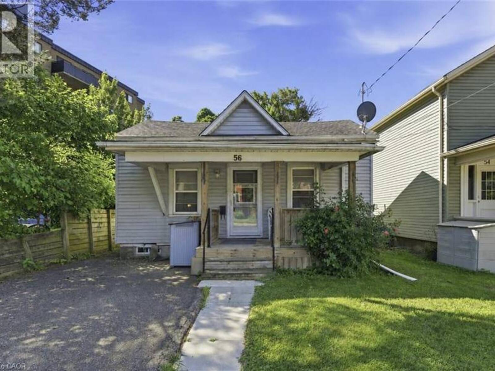 56 WELLAND Avenue, St. Catharines, Ontario L2R 2M5