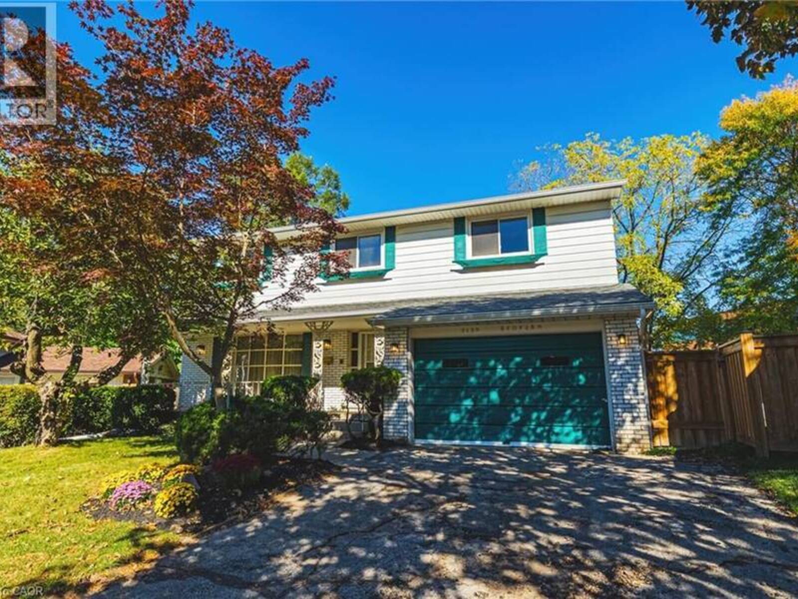 2429 REDFERN Road, Burlington, Ontario L7R 1Y1