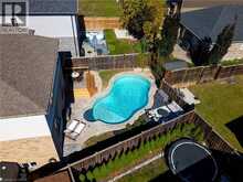 43 FRONTIER Drive | Kitchener Ontario | Slide Image Fifty