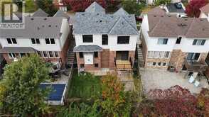 83 GLAZEBROOK Crescent | Cambridge Ontario | Slide Image Four