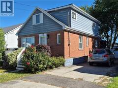 143 WALTER Avenue S Hamilton Ontario, L8K 3K8