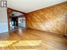 49 RIDGE Road E | Grimsby Ontario | Slide Image Ten