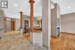 219 JACQUELINE Boulevard | Hamilton Ontario | Slide Image Ten