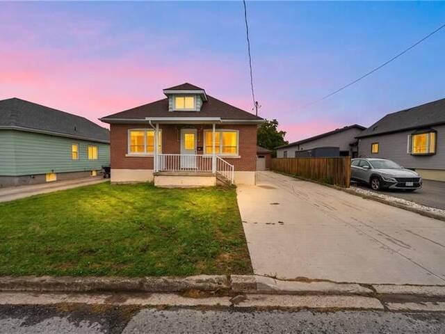 16 GARDEN Street Thorold Ontario, L2V 3J1 - Home For Sale