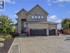 4 PLAYFAIR Court Ancaster Ontario, L9K 1R6