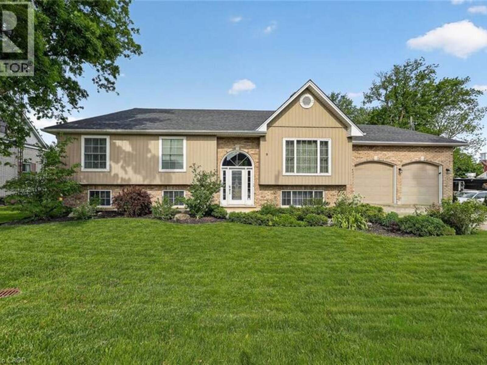 9 WEST Street N, Norwich, Ontario N0J 1X0