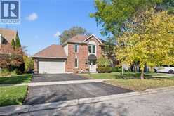 53 MANITOULIN Crescent | Kitchener Ontario | Slide Image Four