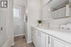 259 THORNCREST Drive | Waterloo Ontario | Slide Image Sixteen