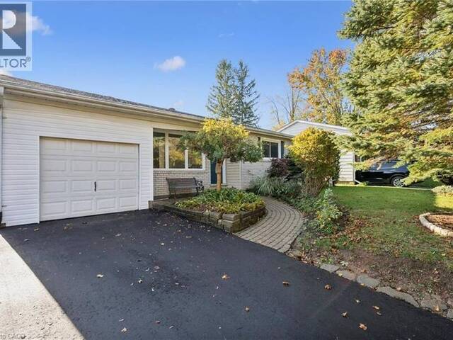 259 THORNCREST Drive Waterloo Ontario, N2L 4L2 - 4 Bedrooms Home For Sale