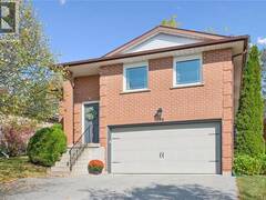 180 EASTFOREST Trail Kitchener Ontario, N2N 3E7
