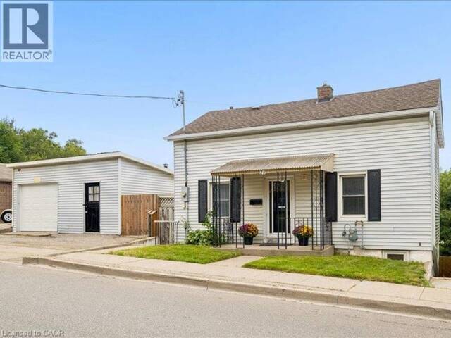 77 BEVERLY Street Cambridge Ontario, N1R 3Z6 - 3 Bedrooms Home For Sale