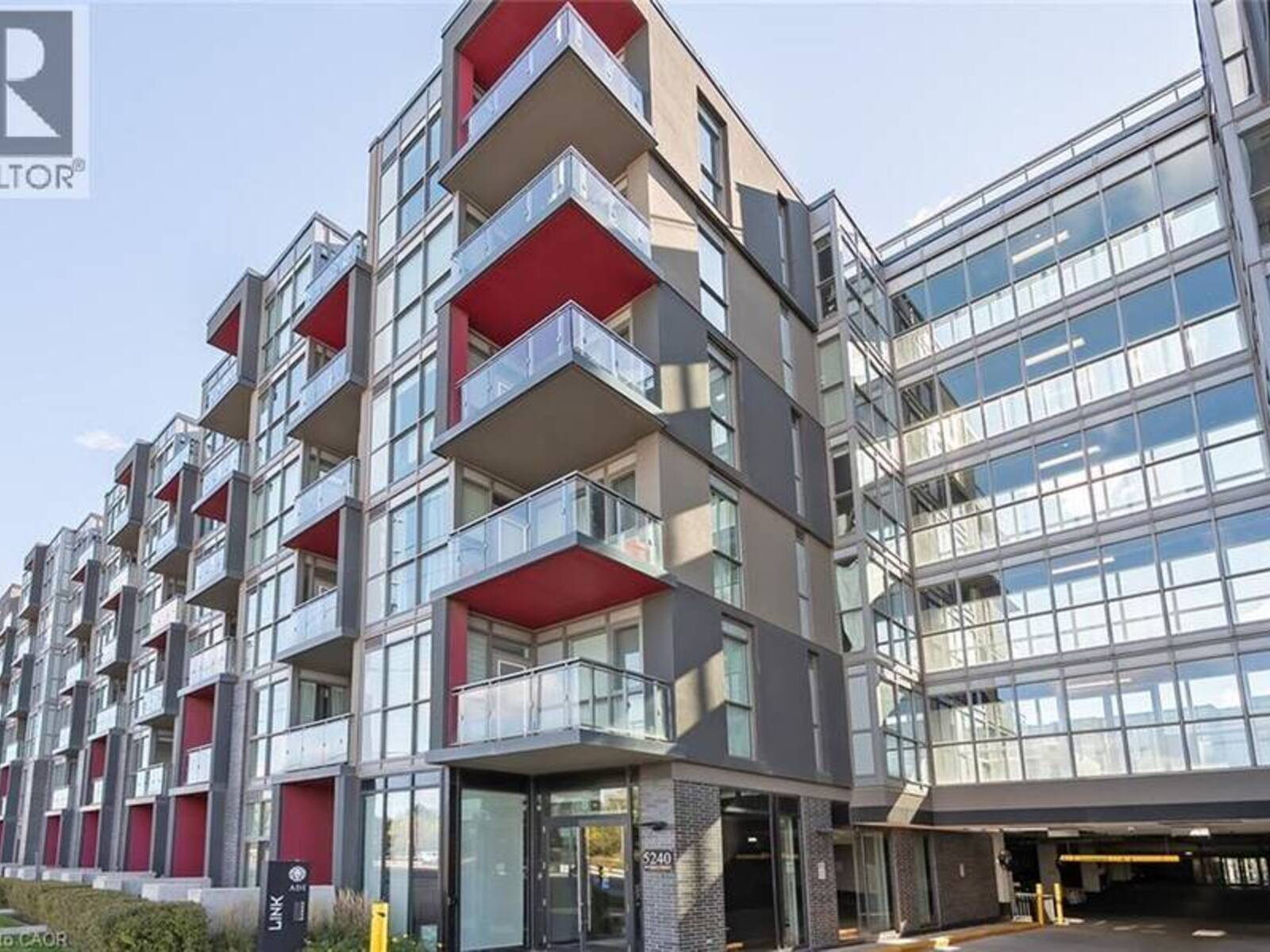 5240 DUNDAS Street Unit# 604, Burlington, Ontario L7L 0J6
