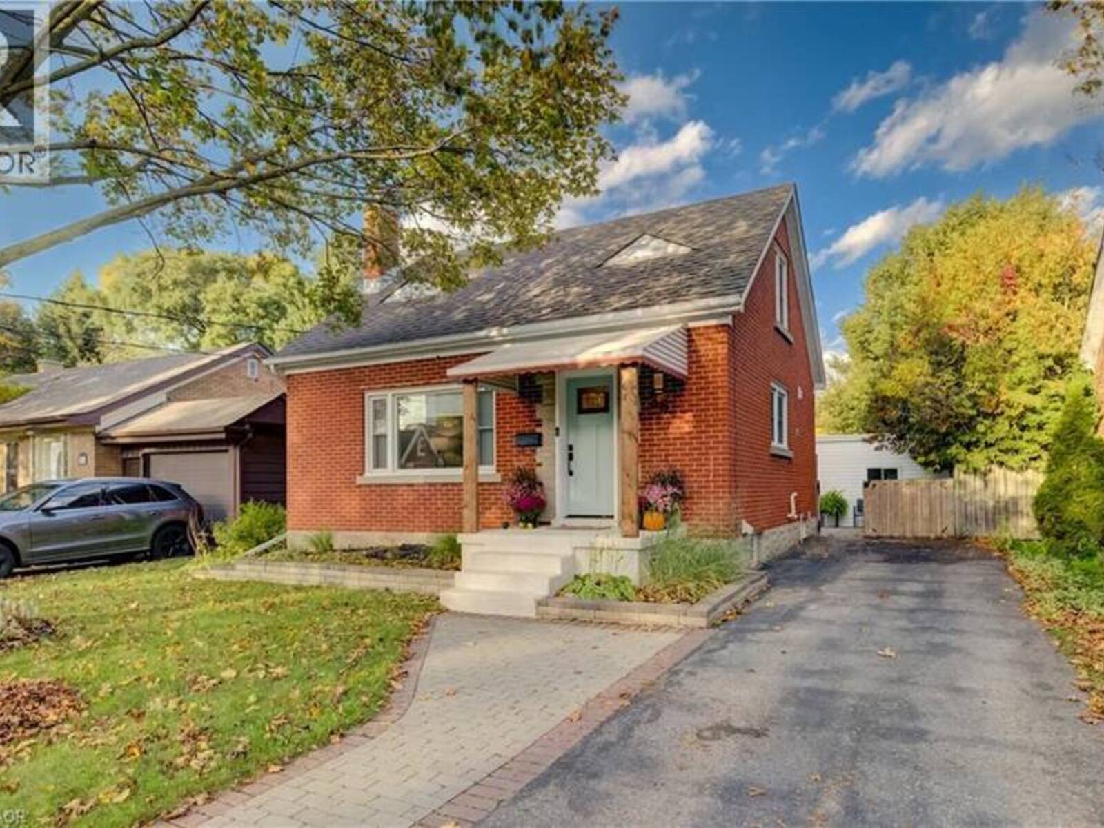 36 CRESTWOOD Avenue, Kitchener, Ontario N2H 4K7