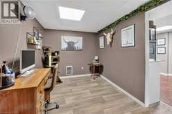 11 HEDGE LAWN Drive | Grimsby Ontario | Slide Image Thirty-two