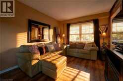 11 HEDGE LAWN Drive | Grimsby Ontario | Slide Image Seven