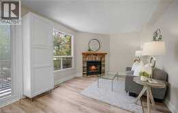 2092 HUNT Crescent | Burlington Ontario | Slide Image Twelve