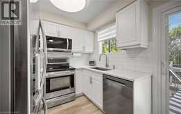 2092 HUNT Crescent | Burlington Ontario | Slide Image Seventeen