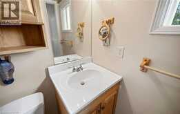 2092 HUNT Crescent | Burlington Ontario | Slide Image Twenty-six
