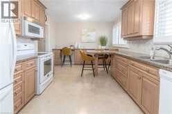 21 GREEN FOREST Drive | Hamilton Ontario | Slide Image Ten