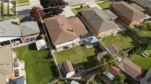 21 GREEN FOREST Drive | Hamilton Ontario | Slide Image Thirty