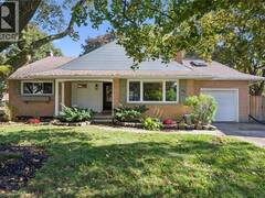 38 YULE Place Kitchener Ontario, N2B 2J8