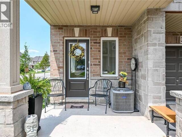 40 ZINFANDEL Drive Unit# 35 Hamilton Ontario, L8E 0L1 - 2 Bedrooms Condo For Sale