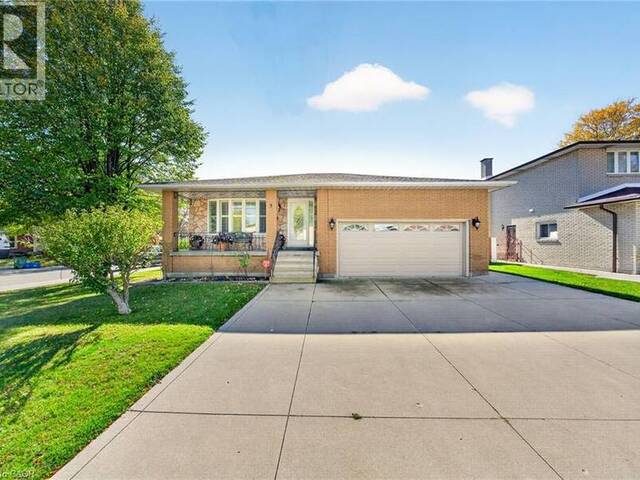 3 HARVARD Place Hamilton Ontario, L9B 1S1 - 5 Bedrooms Home For Sale