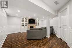 822 WHITECAP Avenue | Waterloo Ontario | Slide Image Thirty