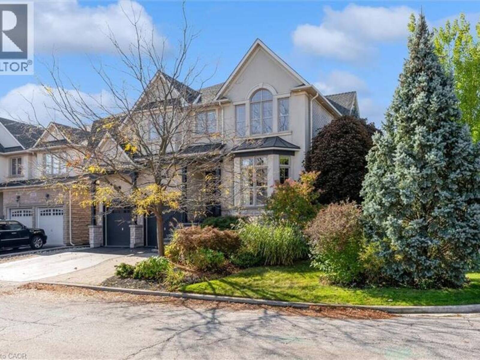 2434 TAYLORWOOD Drive, Oakville, Ontario L6H 0C8