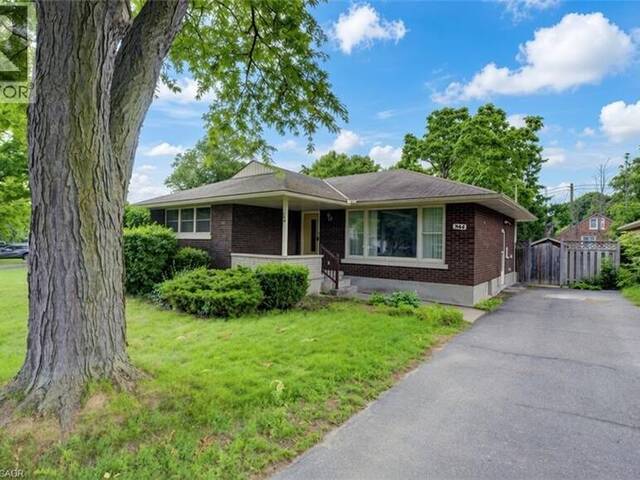 244 ROYAL Street Waterloo Ontario, N2J 2J2 - 3 Bedrooms Home For Sale