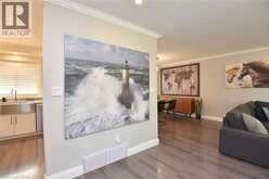 699 CASTLEGUARD Crescent | Burlington Ontario | Slide Image Ten