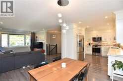 699 CASTLEGUARD Crescent | Burlington Ontario | Slide Image Seventeen
