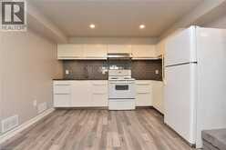 699 CASTLEGUARD Crescent | Burlington Ontario | Slide Image Thirty-five