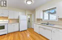 25 APPLEWOOD Avenue | Kitchener Ontario | Slide Image Eleven