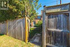 2301 BARCLAY Road | Burlington Ontario | Slide Image Twenty-two