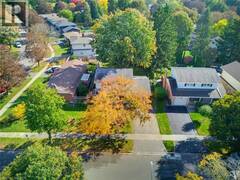 239 CARSON Drive Kitchener Ontario, N2B 3H6