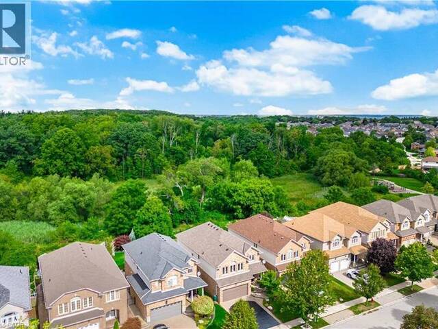 84 MEADOWBANK Drive Hamilton Ontario, L9B 2Y1 - 5 Bedrooms Home For Sale